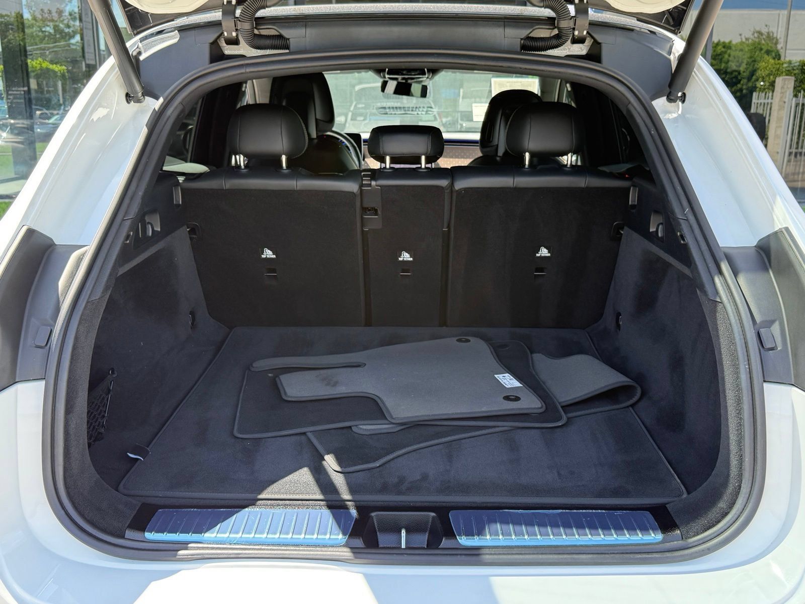Used 2023 Mercedes-Benz EQE 350+ SUV w/ Exclusive Trim Package image 16