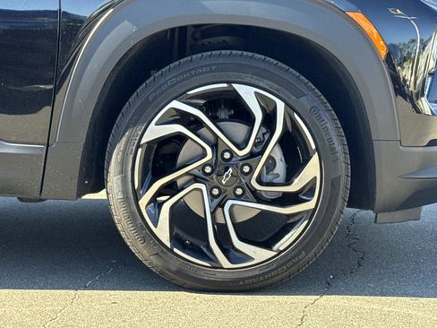 Used 2024 Chevrolet TrailBlazer RS image 30