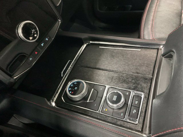 Used 2023 Ford Expedition Limited AWD/4WD image 15