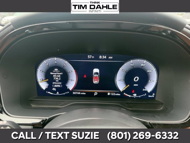 Used 2025 INFINITI QX60 Sensory w/ Vision Package AWD/4WD image 3