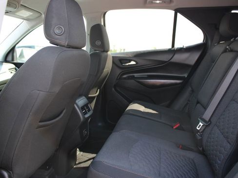 Used 2021 Chevrolet Equinox LT AWD/4WD image 24