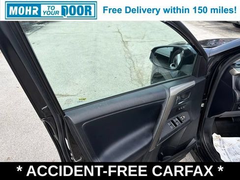 Used 2015 Toyota RAV4 Limited w/ Technology Package AWD/4WD image 12