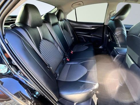 Used 2024 Toyota Camry SE image 28