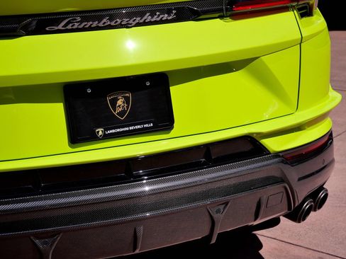 Used 2024 Lamborghini Urus Performante AWD/4WD image 24