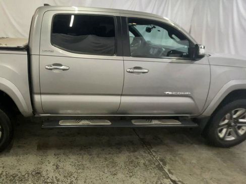Used 2017 Toyota Tacoma Limited w/ Tow Package image 9