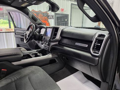 Used 2021 RAM 1500 Big Horn AWD/4WD image 10