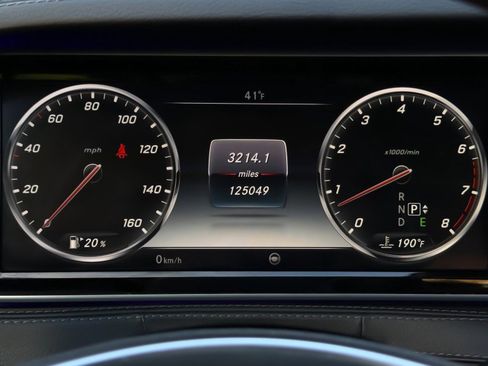 Used 2015 Mercedes-Benz S 550 4MATIC Sedan image 20