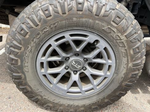 Used 2019 Ford F150 XLT w/ Equipment Group 301A Mid AWD/4WD image 7