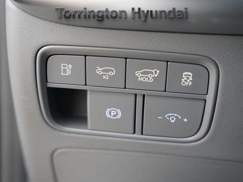 New 2026 Hyundai Ioniq 9 SEL image 19