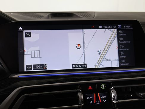 Used 2022 BMW X7 M50i AWD/4WD image 7