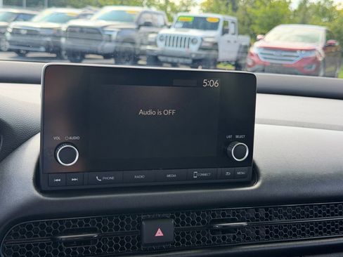 Used 2024 Honda HR-V LX image 18