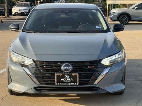 Used 2025 Nissan Sentra SR FWD image 8