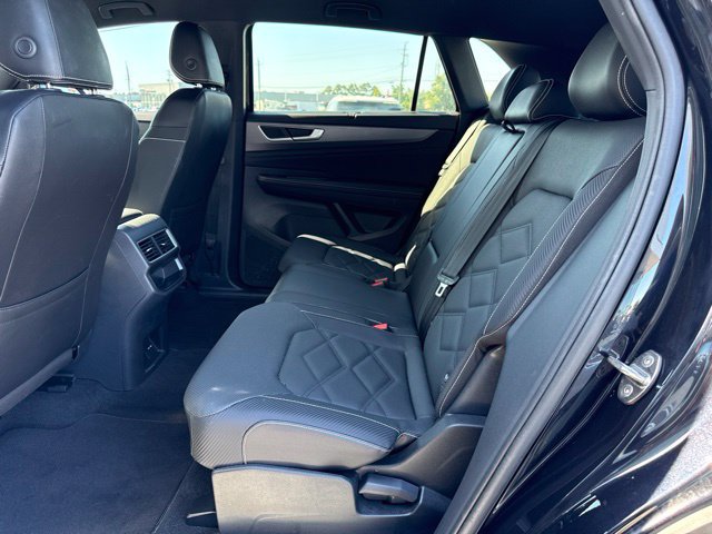 Used 2024 Volkswagen Atlas Cross Sport SE FWD image 24
