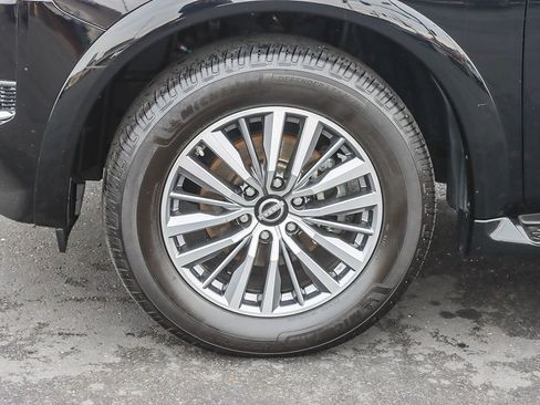 Used 2021 Nissan Armada SL w/ Captain's Chairs Package image 9