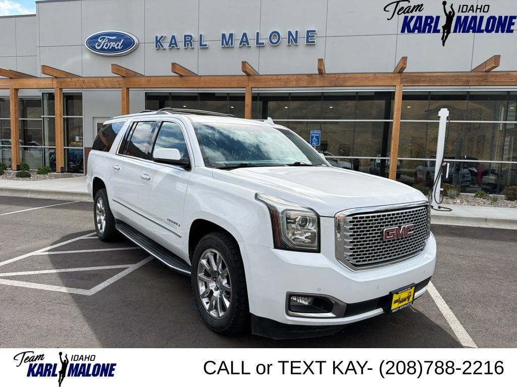 Used 2017 GMC Yukon XL Denali w/ Open Road Package AWD/4WD image 1