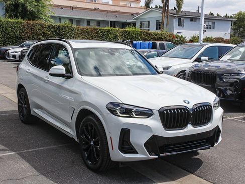 Certified 2023 BMW X3 sDrive30i w/ M Sport Package RWD image 3