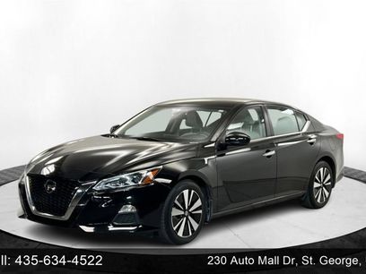Certified 2022 Nissan Altima 2.5 SV
