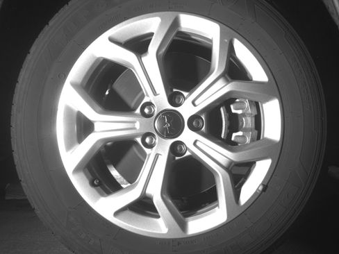 Used 2025 Jeep Compass Latitude AWD/4WD image 13