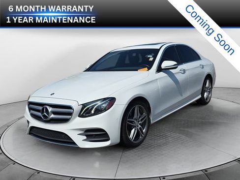 Used 2017 Mercedes-Benz E 300 4MATIC image 1
