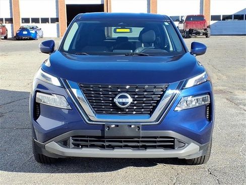 Used 2023 Nissan Rogue SV image 7