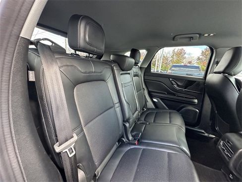 Certified 2022 Lincoln Corsair Standard w/ Equipment Group 101A image 37