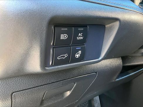 Used 2021 Toyota Highlander Limited AWD/4WD image 33