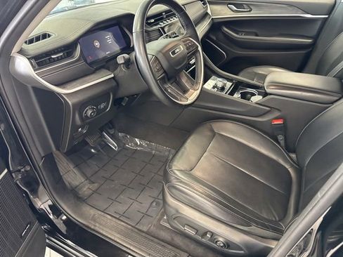 Used 2021 Jeep Grand Cherokee L Limited image 15