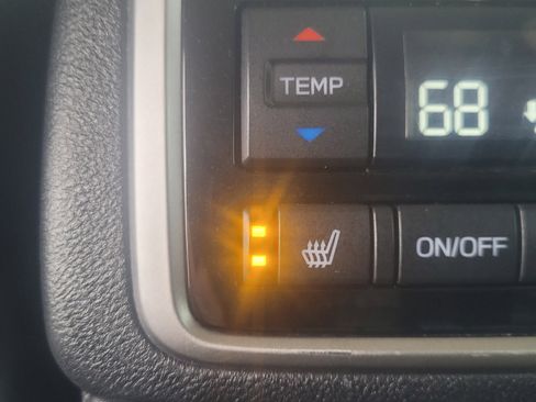 Used 2020 Subaru Ascent Limited image 31