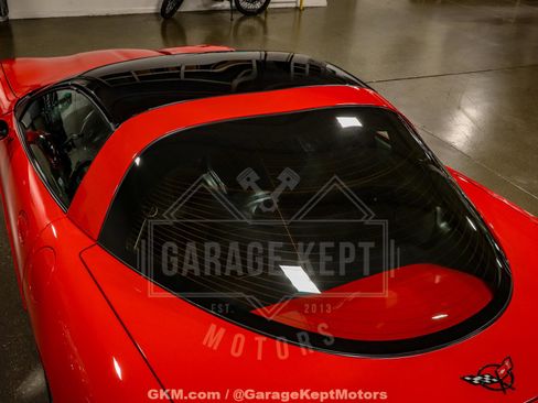 Used 1997 Chevrolet Corvette Coupe w/ Roof Pkg image 34