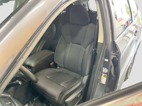 Used 2024 Subaru Ascent Premium w/ Convenience Package AWD/4WD image 18