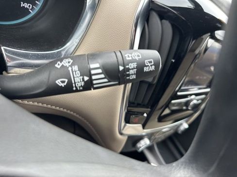 Used 2023 Chevrolet Traverse LS w/ Safety Package image 18