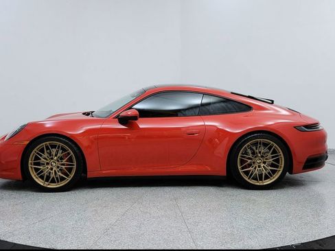 Used 2021 Porsche 911 Carrera 4S AWD/4WD image 2