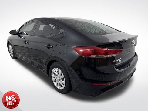 Used 2018 Hyundai Elantra SE image 6