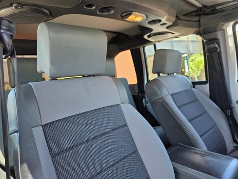 Used 2010 Jeep Wrangler Unlimited Sport AWD/4WD image 15