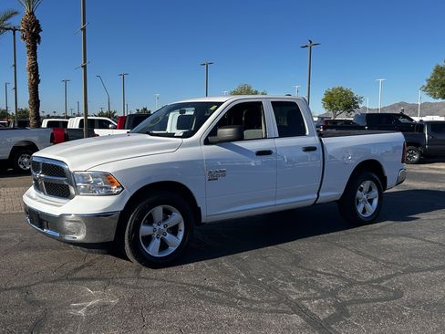 Used 2024 RAM 1500 Classic SLT image 2