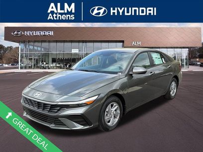 New 2026 Hyundai Elantra SE