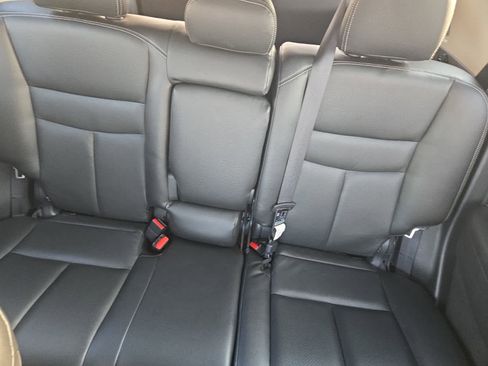 Used 2018 Nissan Murano S image 13