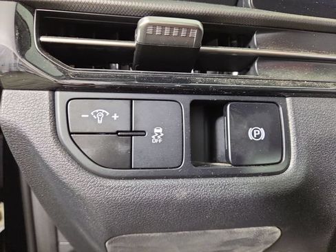 Certified 2026 Kia Sportage LX FWD image 25