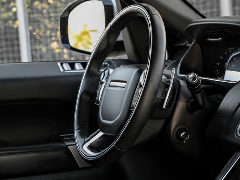 Used 2018 Land Rover Range Rover Sport Supercharged image 15