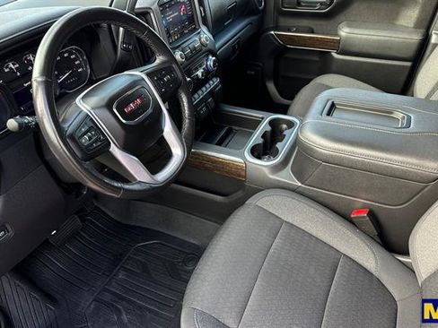 Used 2022 GMC Sierra 1500 Elevation w/ Preferred Package image 10