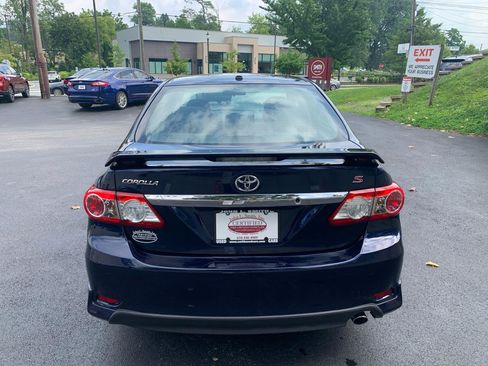Used 2013 Toyota Corolla S w/ Premium Pkg FWD image 4