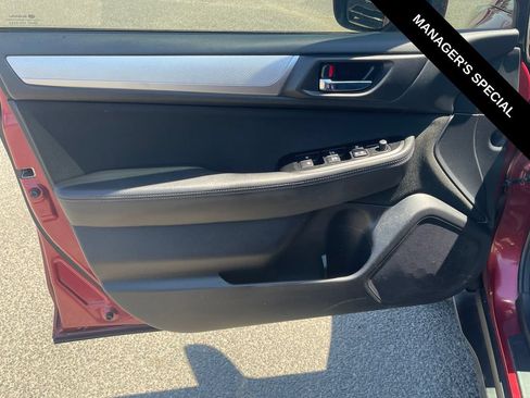 Used 2019 Subaru Outback 2.5i Premium AWD/4WD image 13