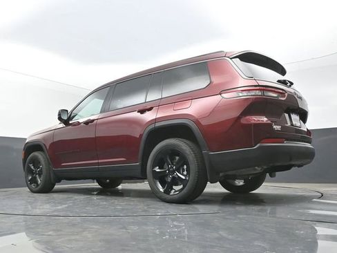 New 2026 Jeep Grand Cherokee L Limited w/ Limited Altitude Package AWD/4WD image 44