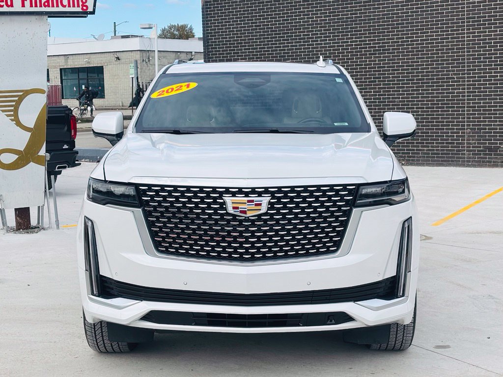 Used 2021 Cadillac Escalade Premium Luxury AWD/4WD image 19