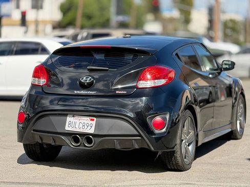Used 2015 Hyundai Veloster Turbo FWD image 14