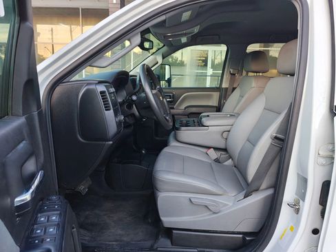 Used 2019 Chevrolet Silverado 3500 W/T w/ WT Convenience Package AWD/4WD image 8