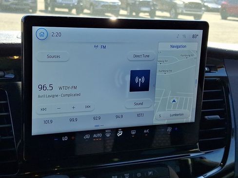 Used 2025 Ford Transit 350 XLT image 23