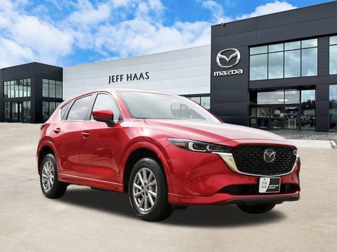 Used 2025 MAZDA CX-5 AWD 2.5 S w/ Preferred Package image 4