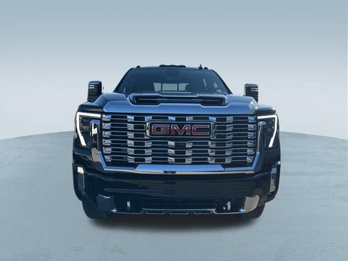 New 2026 GMC Sierra 2500 Denali w/ Denali Reserve Package image 2