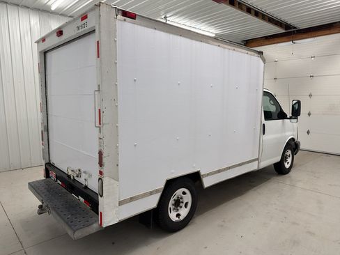 Used 2013 GMC Savana 3500 RWD image 25